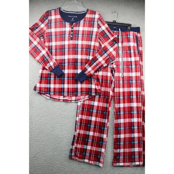 Nautica Women's Soft Flannel/Velour Pajama Set-Size Small - Picture 1 of 13